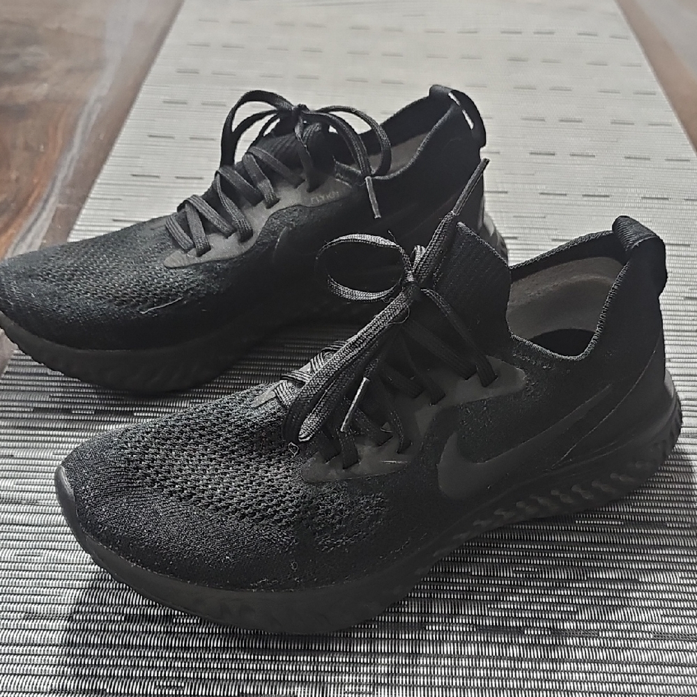 Nike Black Athletic Sneakers